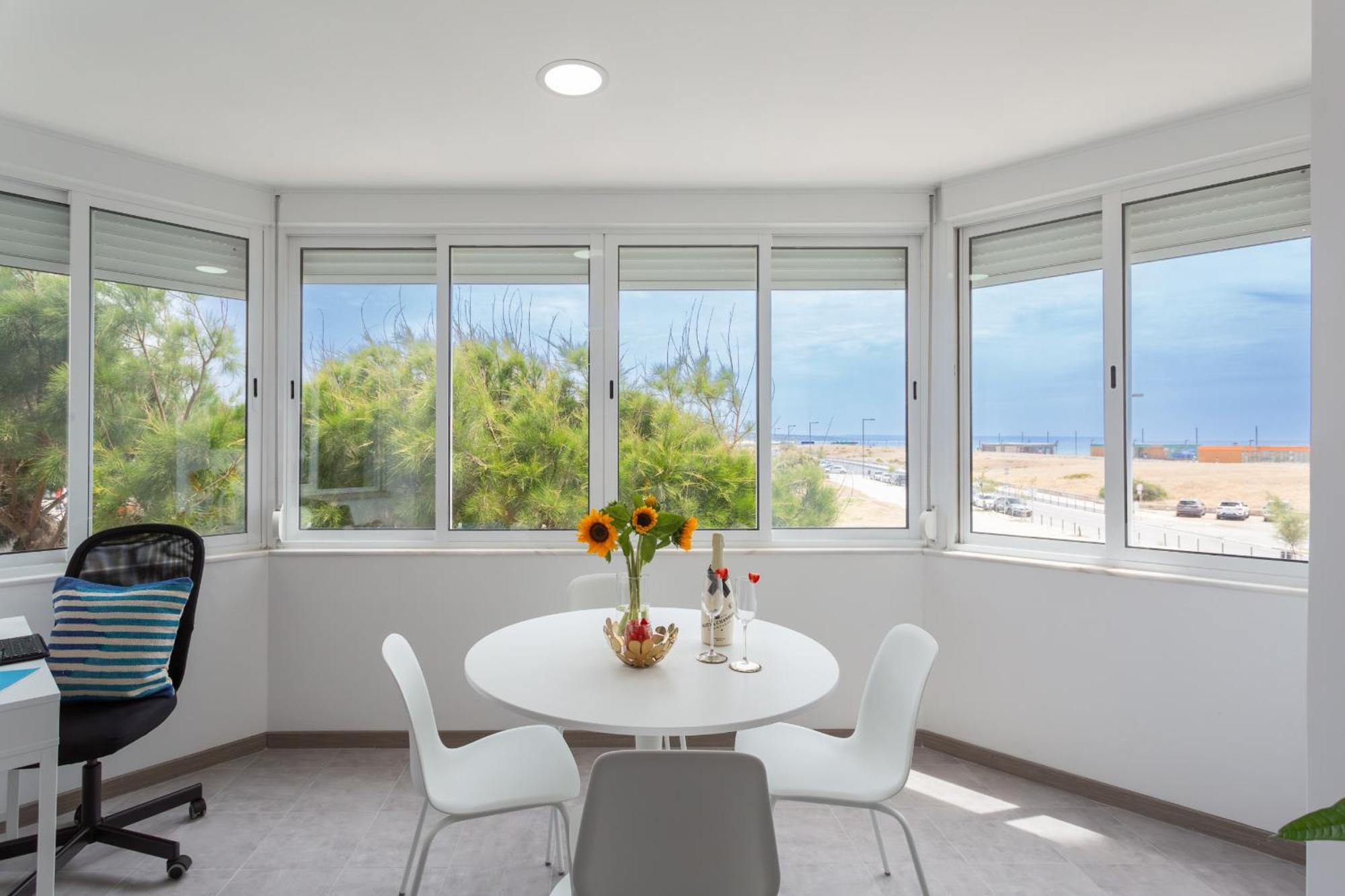 Beguest Beachfront Apartment Caparica Lisbon Costa da Caparica Esterno foto
